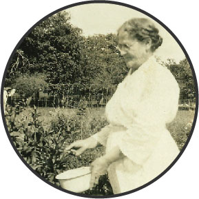 Black and white photo of Alma in the garden