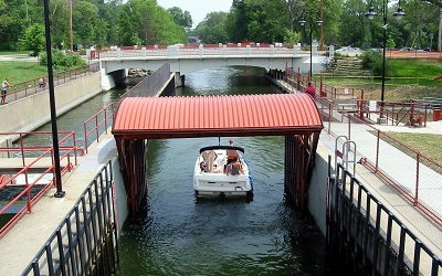 Boat going through Tenney Lock